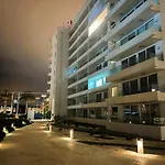 Hom I Amplio Studio A Estrenar En El Centro De La Serena 330