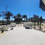 Hom I Amplio Studio A Estrenar En El Centro De La Serena 330
