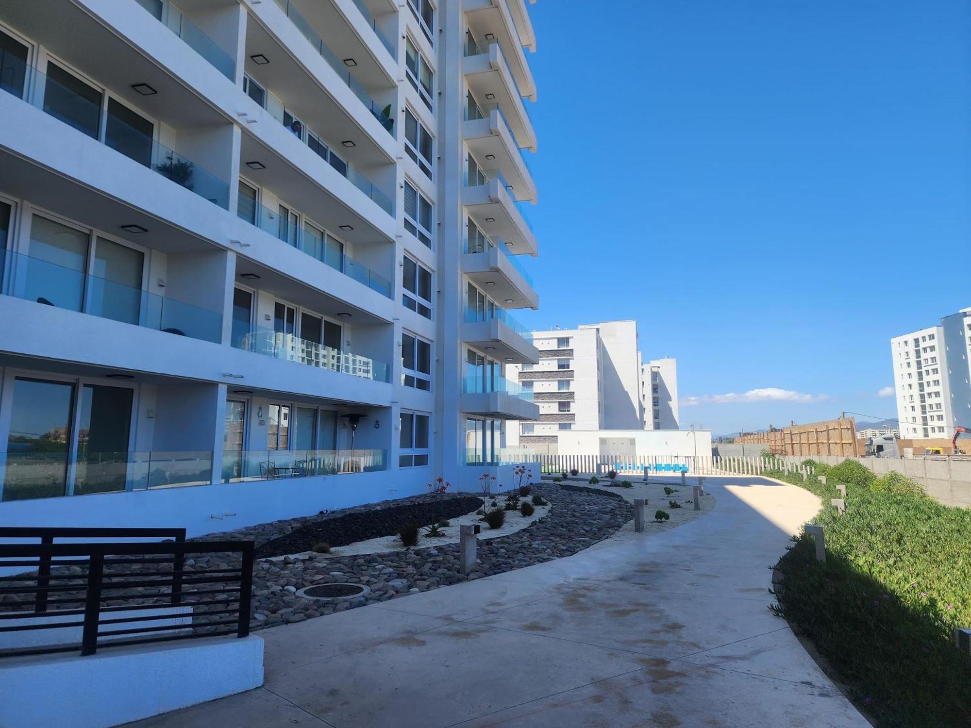 Hom I Amplio A Estrenar En El Centro De 330 Apartamento